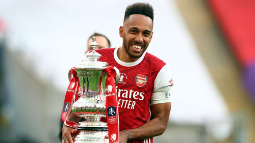 Arsenal's Aubameyang set to sign new £250,000-a-week contract - sources