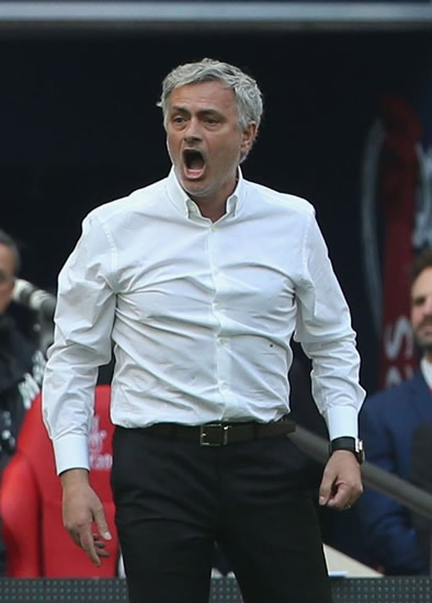 Jose Mourinho broke up furious Marcos Rojo and Zlatan Ibrahimovic row in Man Utd dressing room