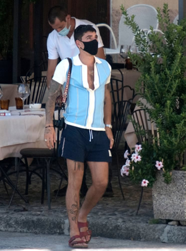 Hector Bellerin spotted with cigarette hanging out of mouth as Arsenal star goes on Lake Como holiday with parents
