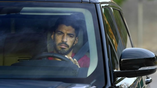 Luis Suarez says goodbye to Barcelona with tears in his eyes