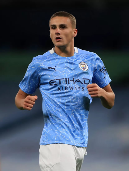 Manchester City defender Taylor Harwood-Bellis signs new four-year deal