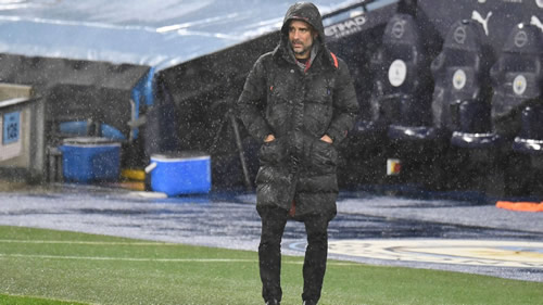 Five Man City players isolating after contracting COVID-19