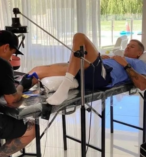 Man Utd defender Marcos Rojo leaves team-mates stunned with huge tattoo of Diego Maradona posing as Fidel Castro on leg