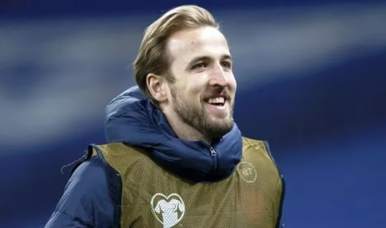 Barcelona contact Harry Kane as Tottenham star 'seriously considers' summer transfer exit