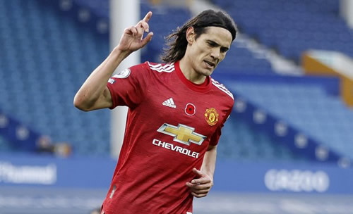 Solskjaer confirms Man Utd fighting to retain Cavani: Let's wait and see