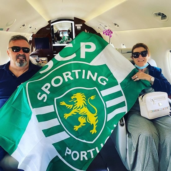 SPORTING GESTURE Cristiano Ronaldo’s mum holds Sporting Lisbon flag on jet to watch Juventus star after vowing to convince him to return