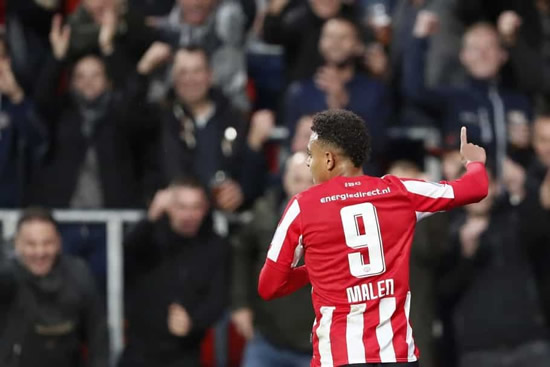 Borussia Dortmund set to seal deal for Donyell Malen