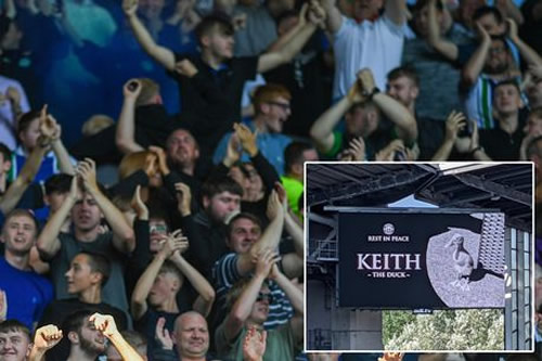 Wigan give minute's round of applause for duck called Keith who died before match