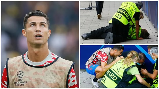 Cristiano Ronaldo shot knocks out security lady during Manchester United warm-up