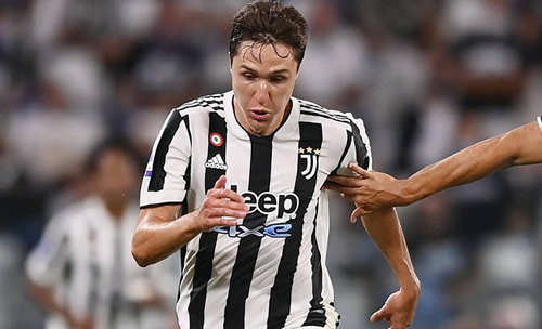 Chelsea join Liverpool, Bayern Munich in pursuit of Juventus winger Chiesa