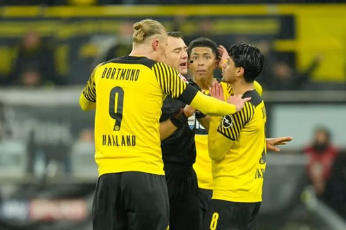 Jude Bellingham aims furious match-fixing dig at referee after Dortmund's loss to Bayern