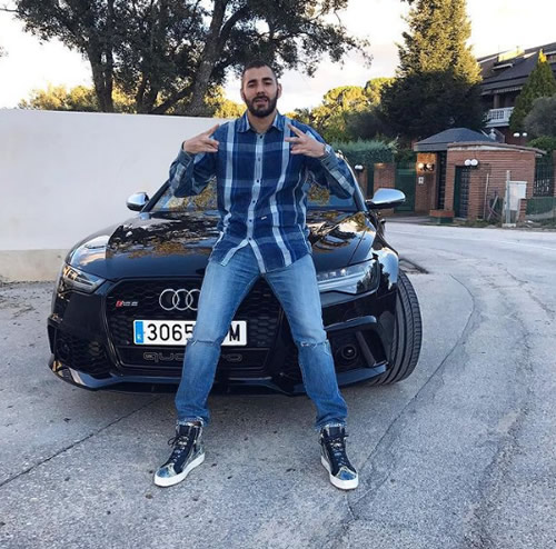 Karim Benzema's shows off his car collection
