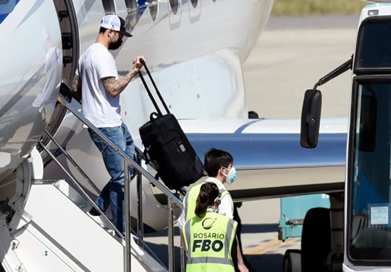 Lionel Messi flies back to Argentina with Angel Di Maria and Mauro Icardi as PSG stars head home for Christmas