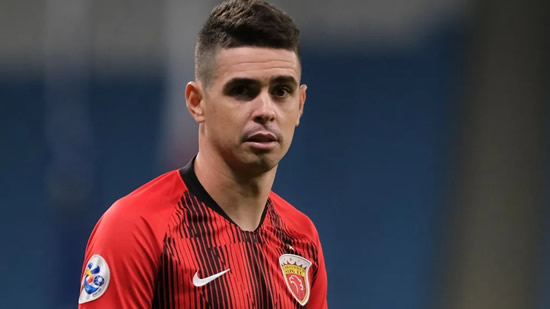 Oscar confirms talks over Barcelona transfer and is willing to take cut in £540,000-a-week wage
