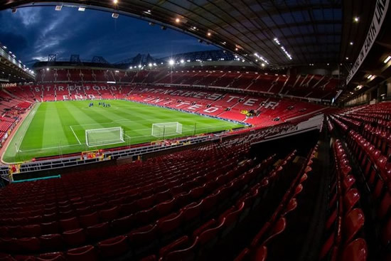 Man Utd threaten to ban season ticket holders if they don't show up to matches