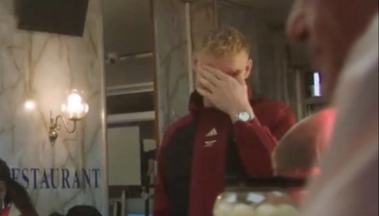 Aaron Ramsdale crack up with laughter trying to shoot advert with David Seaman for Arsenal's local chip shop