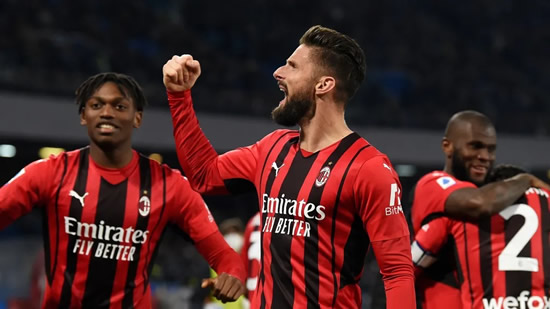 Pioli reveals how AC Milan's Giroud signing came together after striker hits Napoli winner