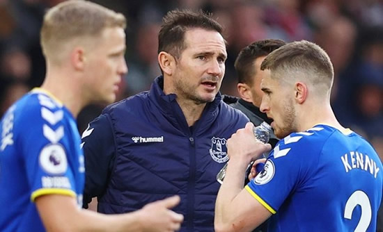 Lewis Warrington in talks over new contract with Everton