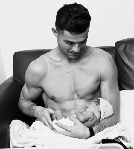 Man Utd star Cristiano Ronaldo cradles baby girl in heartwarming picture after tragic death of his son