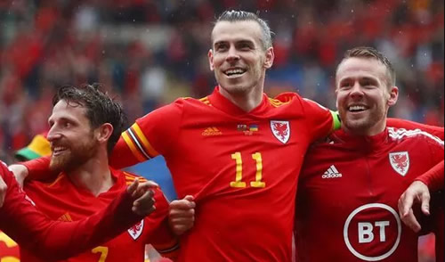 Gareth Bale issues four-word response on retirement after Wales qualify for World Cup