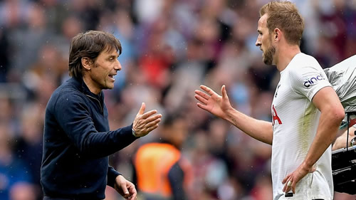 Tottenham's Antonio Conte: Bayern 'disrespectful' for Harry Kane transfer talk