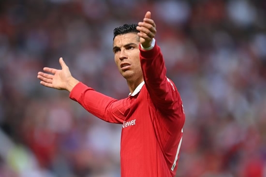 Man Utd stars 'want Cristiano Ronaldo gone' because they're fed up with transfer saga