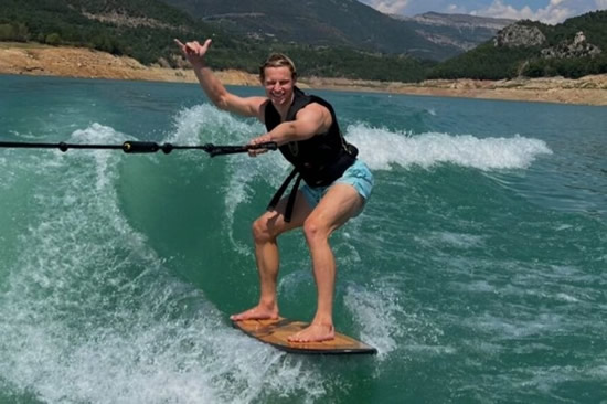 Frenkie de Jong goes wakeboarding with gorgeous blonde WAG as Chelsea move nears