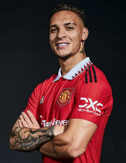 ANT FINALLY Man Utd confirm £85.5m Antony transfer as he is seen in kit for first time and reveals how Ten Hag convinced him to join