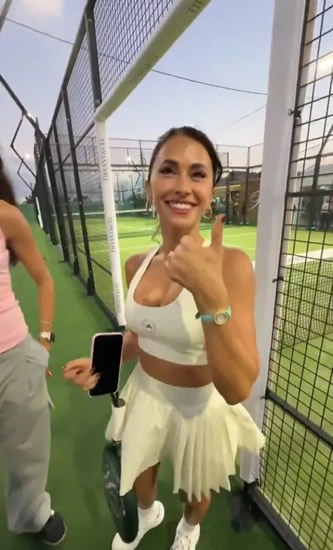 C-ANT BE SERIOUS Fans can’t believe what influencer asked Lionel Messi’s wife Antonela after she showed him her watch